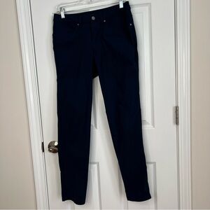 Lululemon Men's Pant Classic.